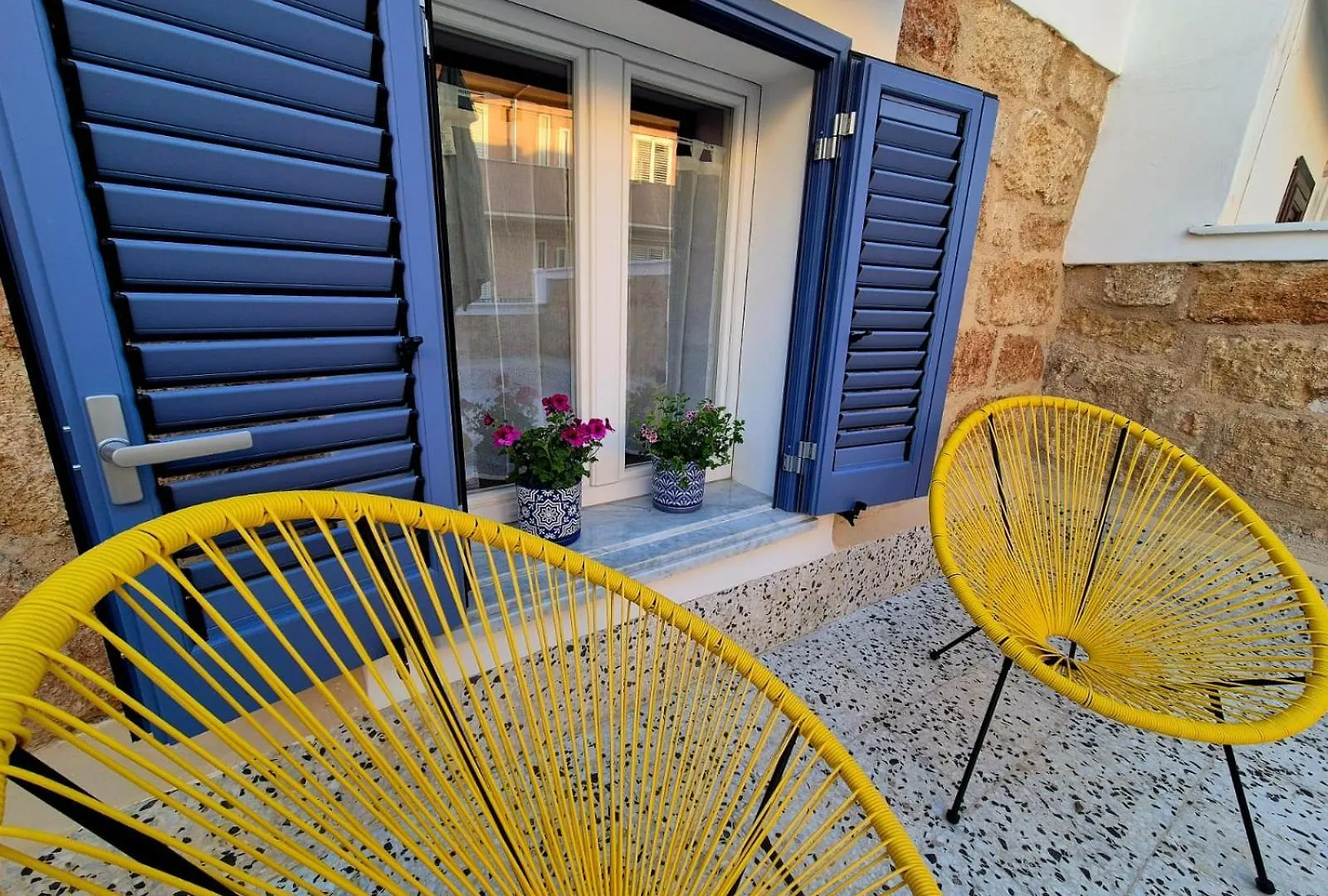 Azzurra Home Terrasini 0*,  Italia